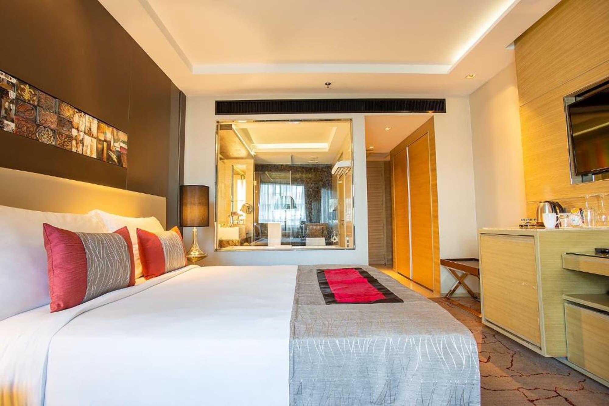 Graceland Bangkok By Grace Hotel - Sha Extra Plus Kültér fotó