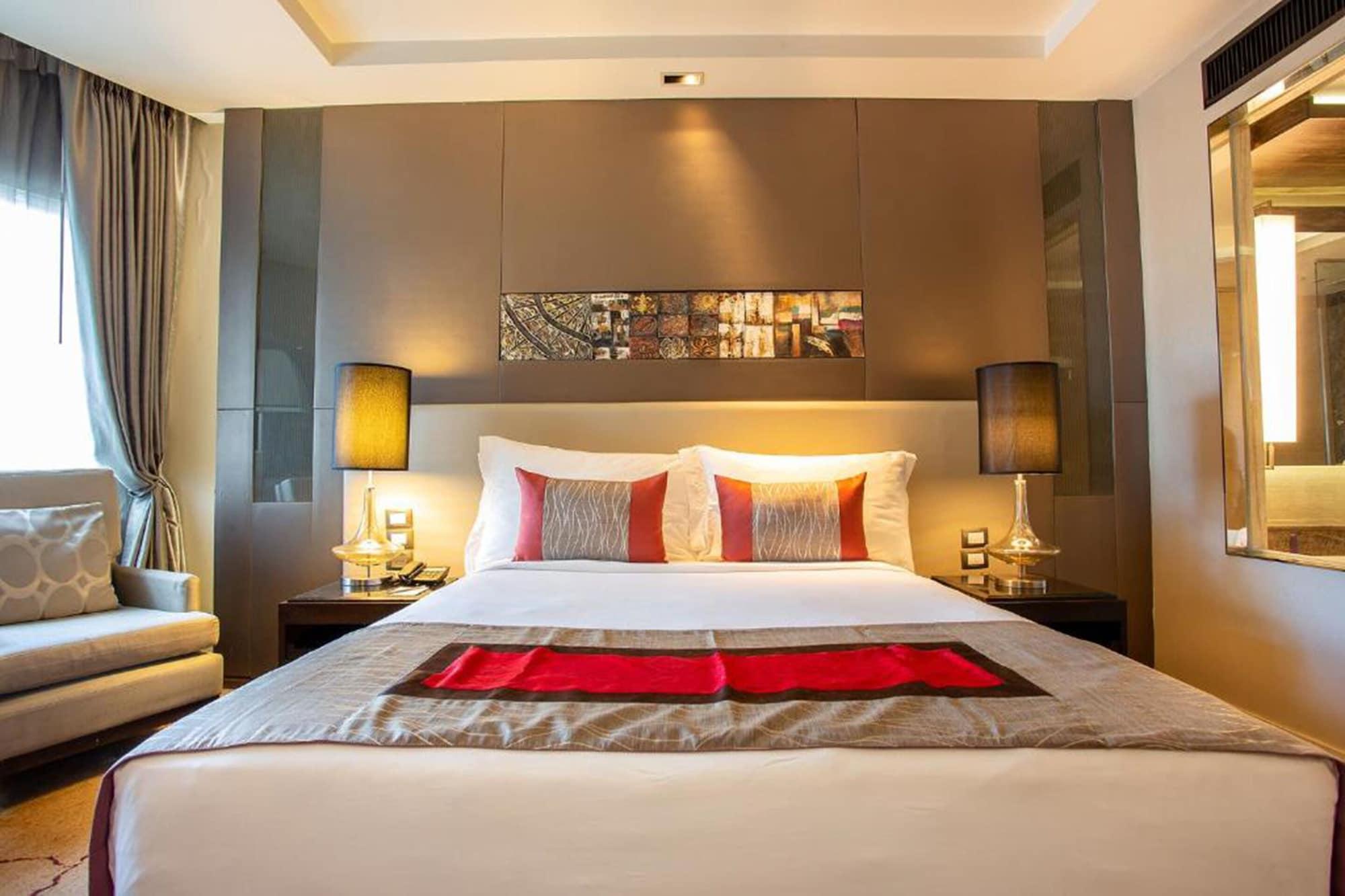Graceland Bangkok By Grace Hotel - Sha Extra Plus Kültér fotó