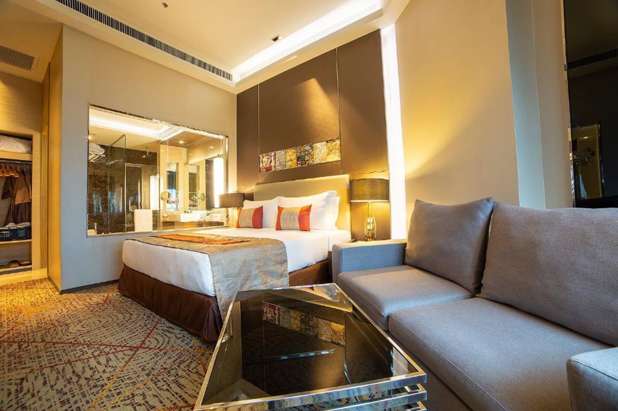 Graceland Bangkok By Grace Hotel - Sha Extra Plus Kültér fotó