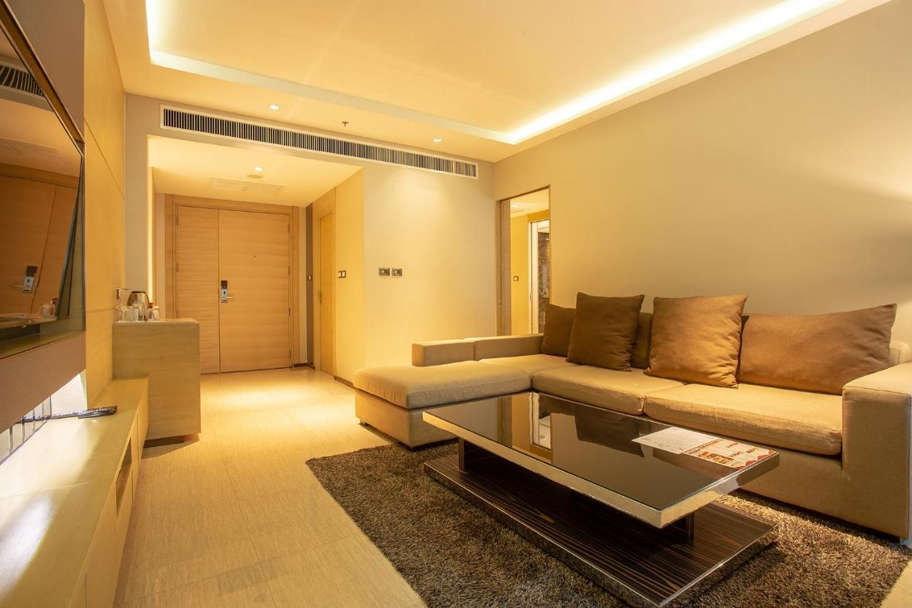 Graceland Bangkok By Grace Hotel - Sha Extra Plus Kültér fotó